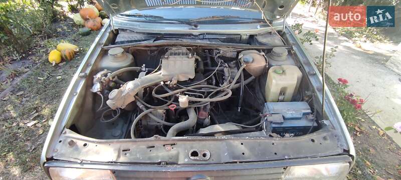 Седан Volkswagen Jetta 1987 в Черкассах