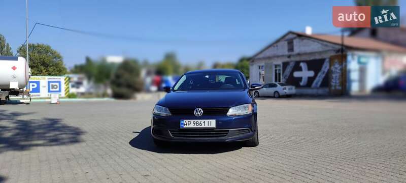 Седан Volkswagen Jetta 2013 в Запоріжжі