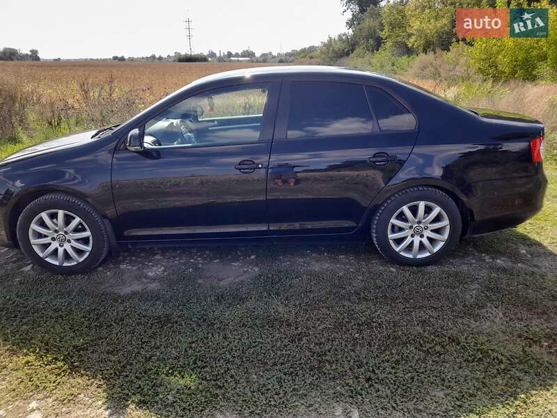 Седан Volkswagen Jetta 2009 в Тернополі