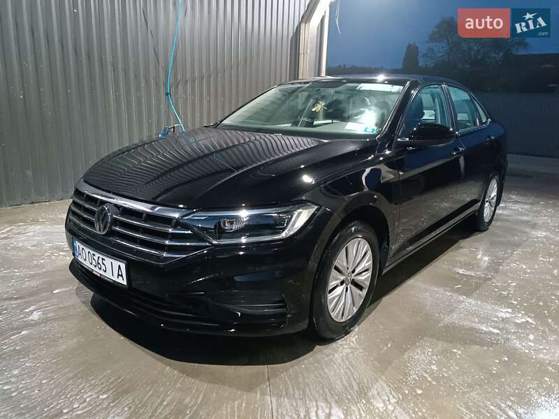 Седан Volkswagen Jetta 2020 в Перечині