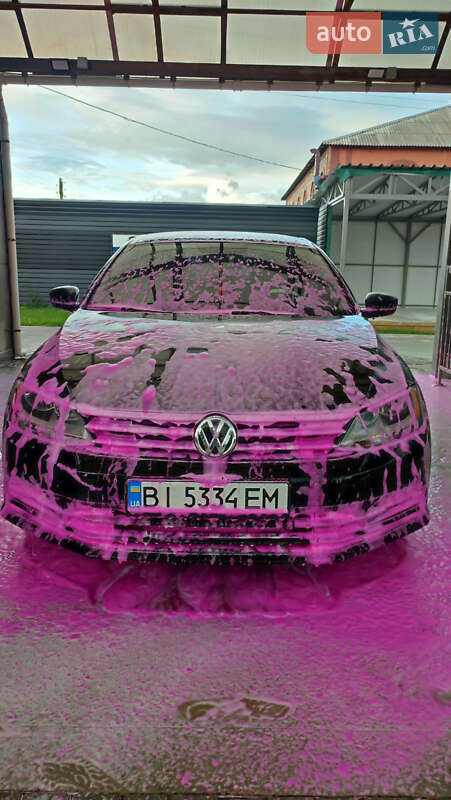 Седан Volkswagen Jetta 2014 в Миргороді