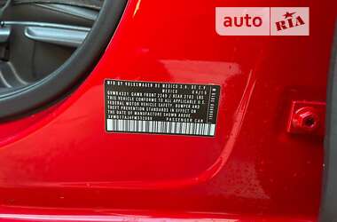 Седан Volkswagen Jetta 2015 в 