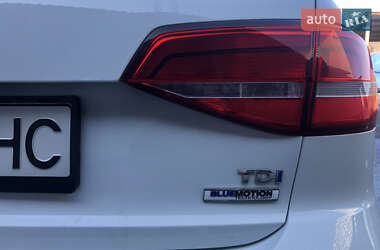 Седан Volkswagen Jetta 2015 в Мукачевому