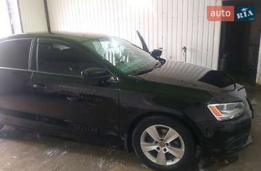 Седан Volkswagen Jetta 2012 в 