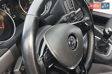 Седан Volkswagen Jetta 2016 в 