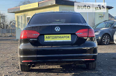 Универсал Volkswagen Jetta 2013 в Ужгороде