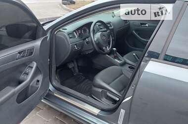 Седан Volkswagen Jetta 2011 в Запоріжжі