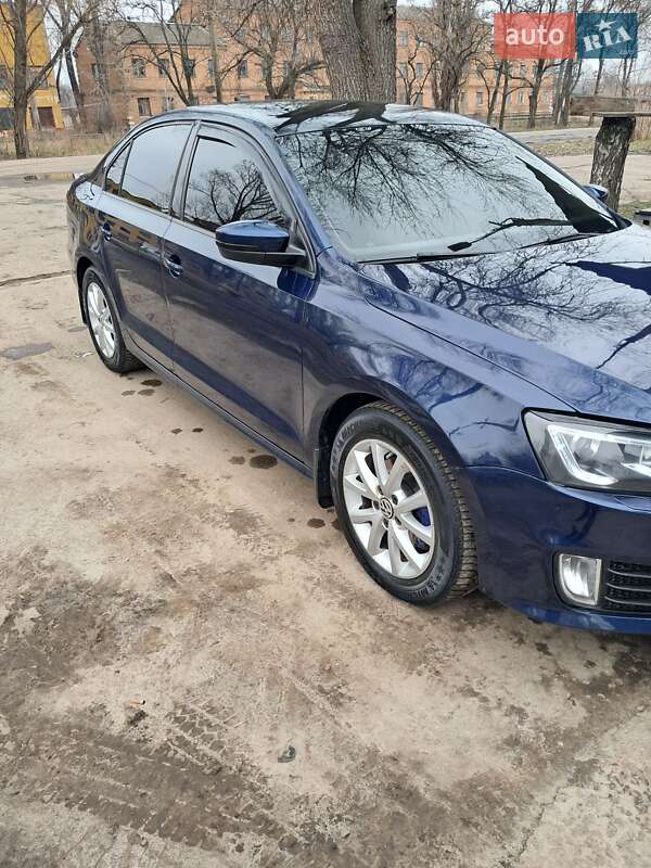 Седан Volkswagen Jetta 2012 в Покрове