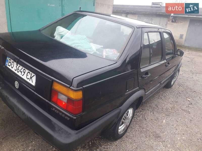 Седан Volkswagen Jetta 1990 в Тернополі