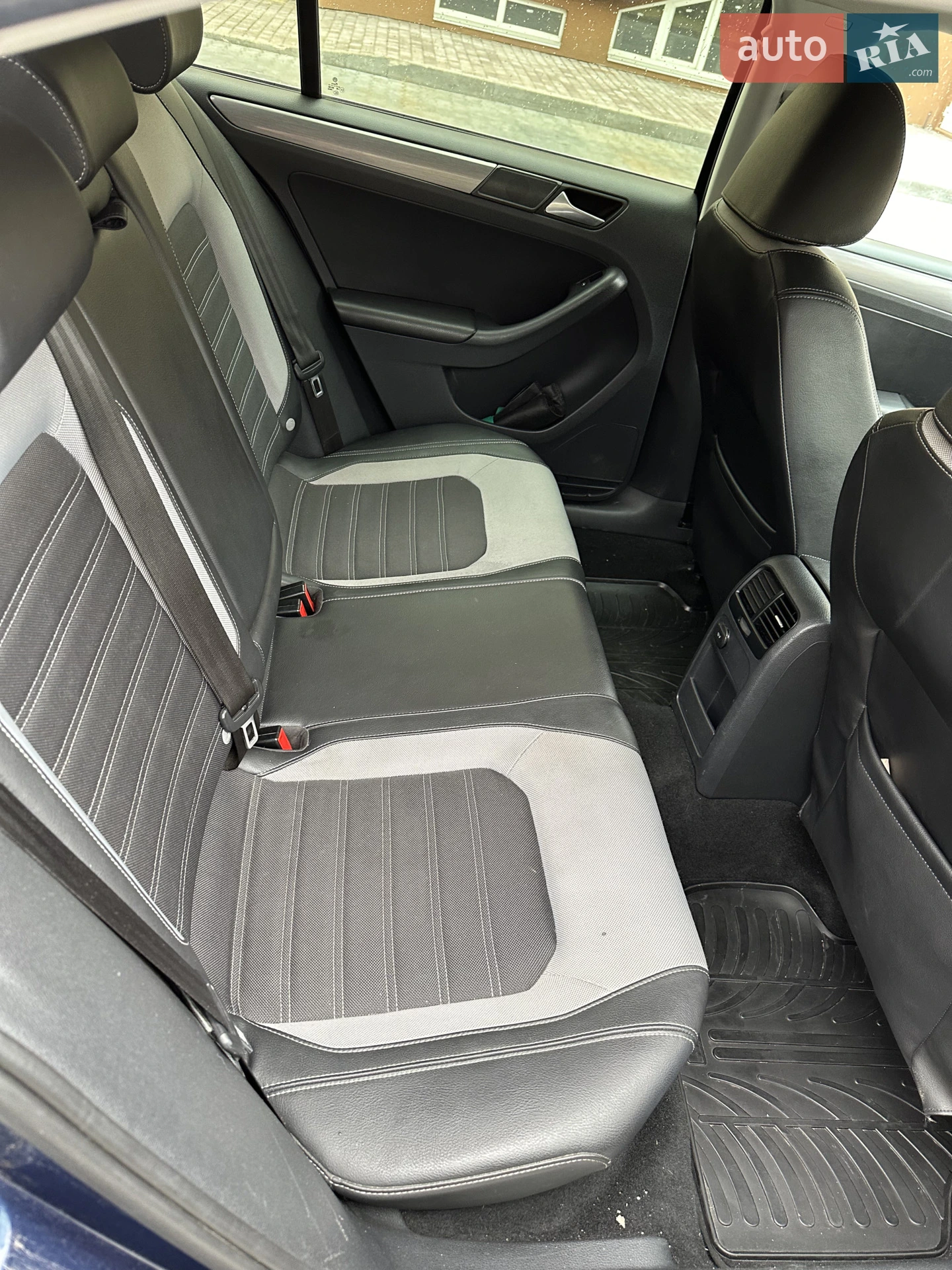 2012 Volkswagen Jetta - мініатюра 15