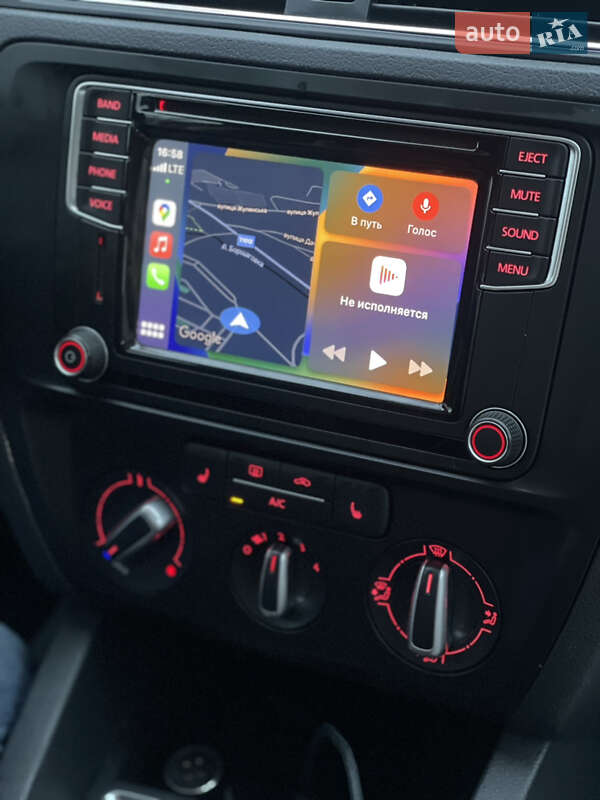 Седан Volkswagen Jetta 2017 в Киеве фото 26 Седан Volkswagen Jetta 2017 в Киеве