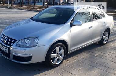 Седан Volkswagen Jetta 2009 в Черкассах