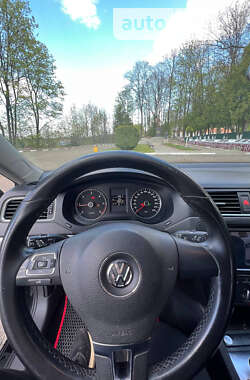 Седан Volkswagen Jetta 2013 в Вижнице