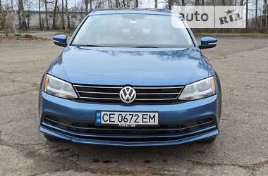 Седан Volkswagen Jetta 2015 в Черновцах