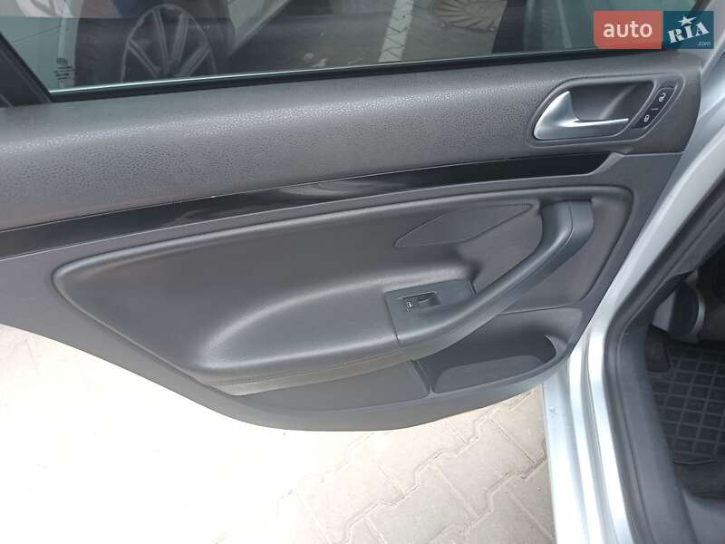 Универсал Volkswagen Jetta 2013 в Одессе