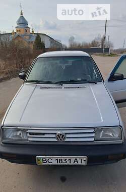 Седан Volkswagen Jetta 1984 в Жовкве