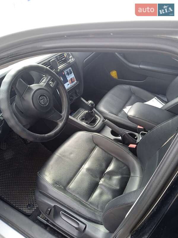 Седан Volkswagen Jetta 2014 в Одесі