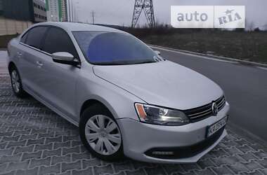 Седан Volkswagen Jetta 2013 в Києві