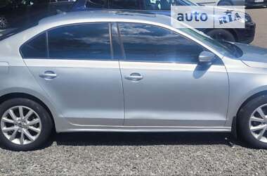 Седан Volkswagen Jetta 2012 в Виннице