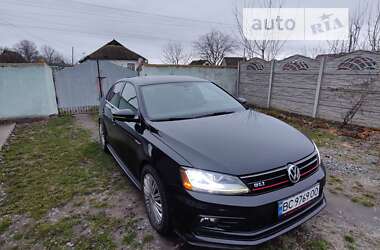 Седан Volkswagen Jetta 2017 в Львові