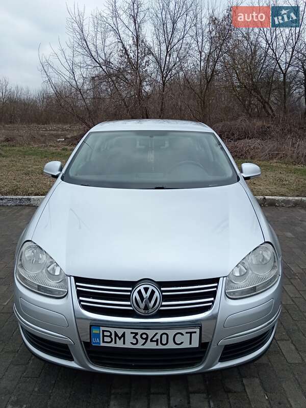 Седан Volkswagen Jetta 2006 в Лебедине