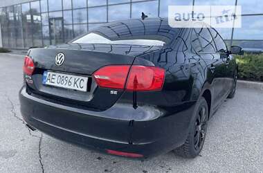 Седан Volkswagen Jetta 2014 в Днепре
