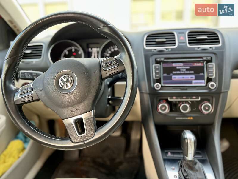 Універсал Volkswagen Jetta 2013 в Мукачевому