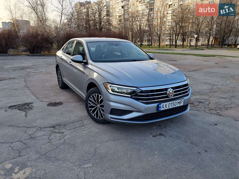 Седан Volkswagen Jetta 2019 в Києві