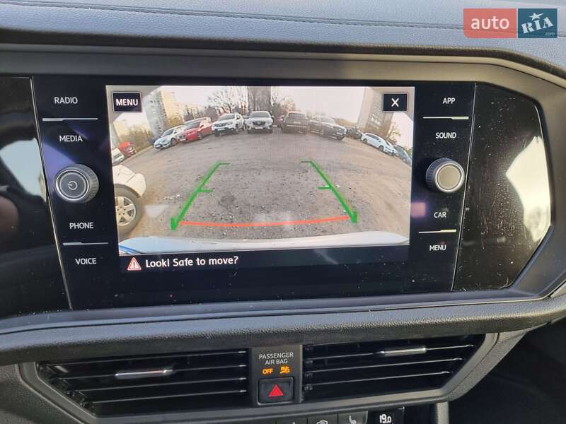 Седан Volkswagen Jetta 2019 в Києві