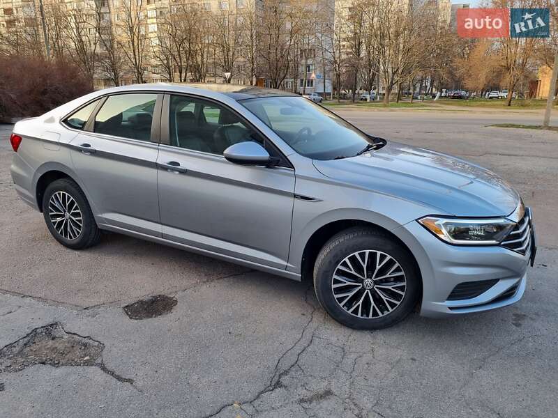 Седан Volkswagen Jetta 2019 в Києві