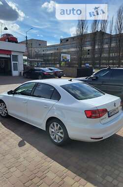 Седан Volkswagen Jetta 2015 в Коростені