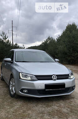 Седан Volkswagen Jetta 2013 в Славуте