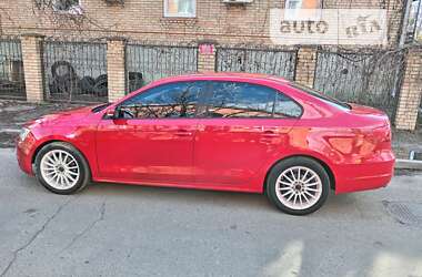 Седан Volkswagen Jetta 2012 в Києві