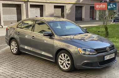 Седан Volkswagen Jetta 2012 в Ивано-Франковске
