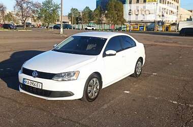 Седан Volkswagen Jetta 2014 в Києві