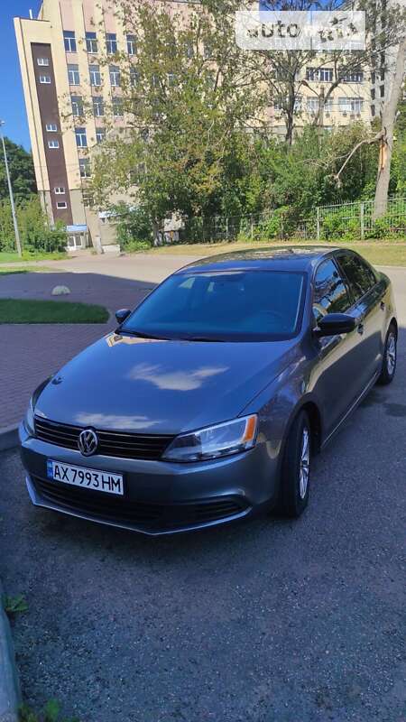 Седан Volkswagen Jetta 2014 в Харькове