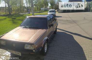 Седан Volkswagen Jetta 1985 в Чернівцях