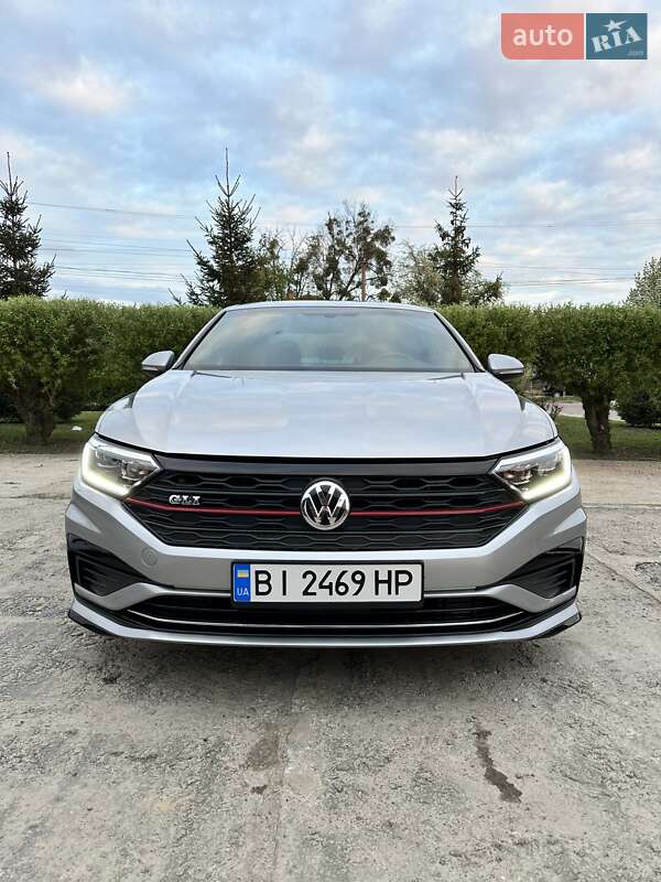 Седан Volkswagen Jetta 2019 в Гадяче