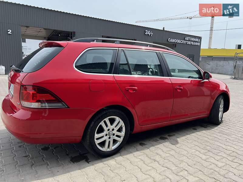 Универсал Volkswagen Jetta 2014 в Сокале