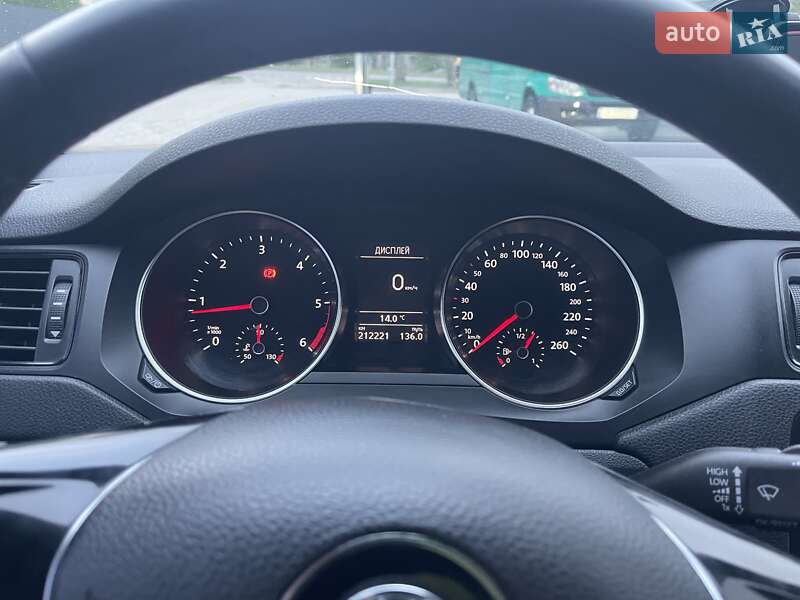 Седан Volkswagen Jetta 2016 в Виннице