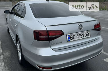 Седан Volkswagen Jetta 2015 в Ирпене