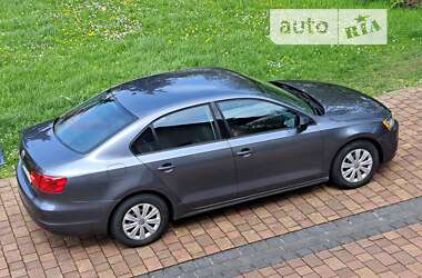 Седан Volkswagen Jetta 2012 в Боярці