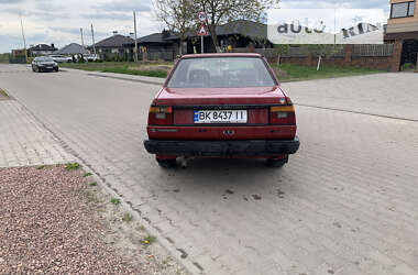 Седан Volkswagen Jetta 1985 в Рівному