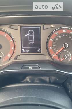 Седан Volkswagen Jetta 2018 в 