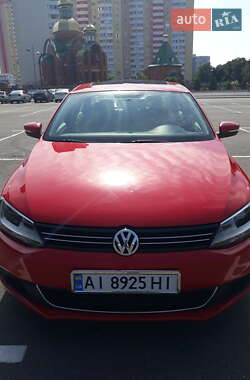 Седан Volkswagen Jetta 2014 в Броварах