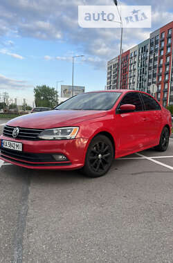 Седан Volkswagen Jetta 2015 в Києві