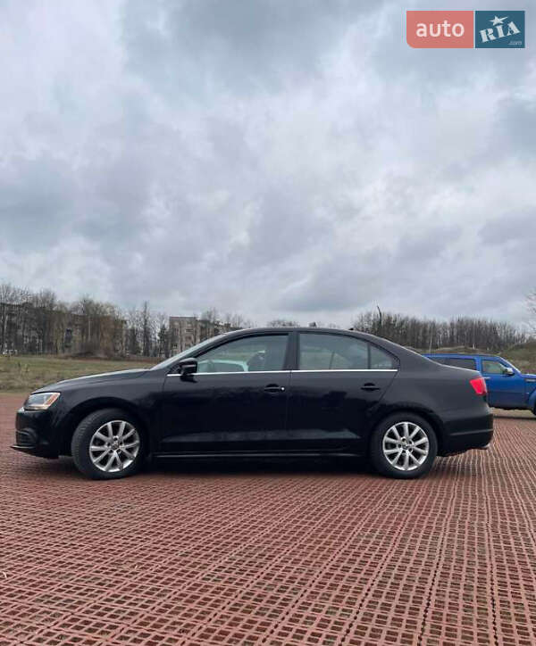 Универсал Volkswagen Jetta 2014 в Тернополе
