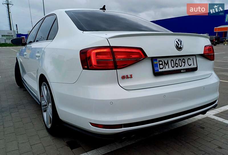Седан Volkswagen Jetta 2016 в Тернополе