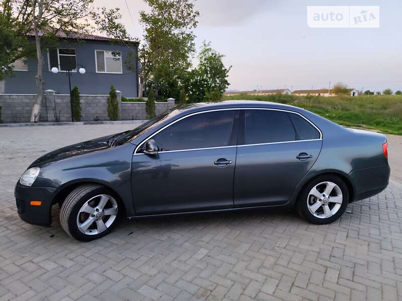 Седан Volkswagen Jetta 2005 в Одесі