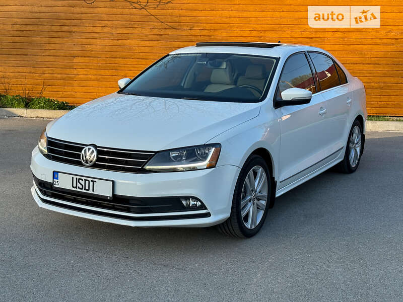 Седан Volkswagen Jetta 2016 в Чернигове